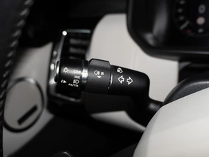 Внедорожник Land Rover Discovery 2019 года, 4300000 рублей, Санкт-Петербург