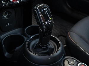 Хетчбэк MINI Cooper 2020 года, 2170000 рублей, Краснодар