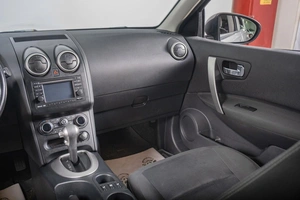 Внедорожник Nissan Qashqai 2012 года, 1059000 рублей, Томск