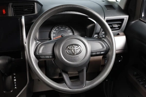 Минивэн Toyota Roomy 2021 года, 1029000 рублей, Новосибирск