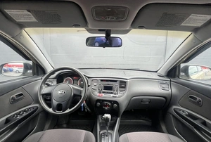 Седан Kia Rio 2010 года, 535000 рублей, Солонцы