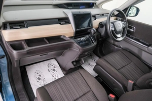 Минивэн Honda Freed 2019 года, 1499000 рублей, Красноярск
