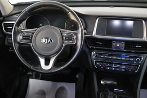 Седан Kia Optima 2017 года, 1399000 рублей, Омск