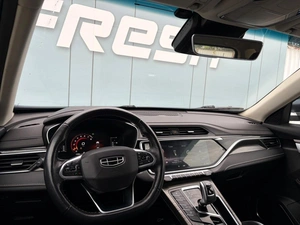 Внедорожник Geely Atlas Pro 2022 года, 2370000 рублей, Ижевск