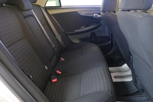 Хетчбэк Toyota Corolla 2007 года, 879000 рублей, Омск