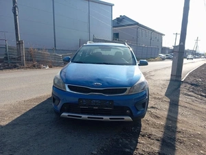 Хетчбэк Kia Rio X-Line 2019 года, 940000 рублей, Красноярск
