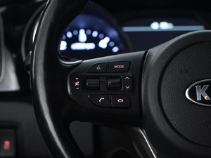 Минивэн Kia Carnival 2019 года, 3899777 рублей, Москва