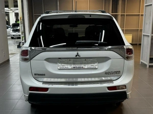 Внедорожник Mitsubishi Outlander 2013 года, 1487000 рублей, Красноярск