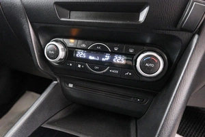 Хетчбэк Mazda Axela 2014 года, 1399000 рублей, Красноярск
