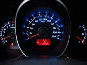 Седан Kia Rio 2012 года, 850000 рублей, Красноярск