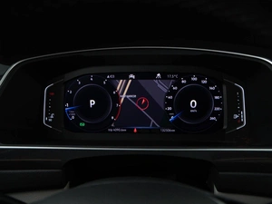 Внедорожник Volkswagen Tiguan 2019 года, 3498055 рублей, Москва