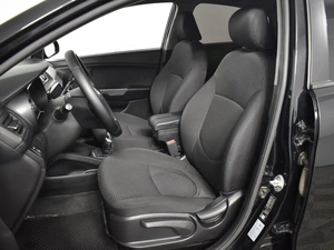 Седан Kia Rio 2017 года, 749100 рублей, Казань