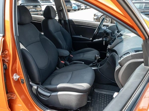 Хетчбэк Hyundai Solaris 2015 года, 1050000 рублей, Краснодар