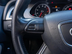 Седан Audi A4 2012 года, 1539000 рублей, Саратов