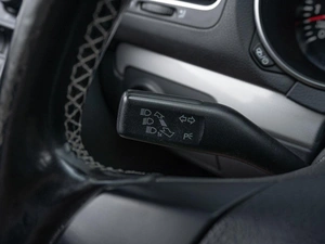 Хетчбэк Volkswagen Golf 2012 года, 899000 рублей, Нижний Новгород