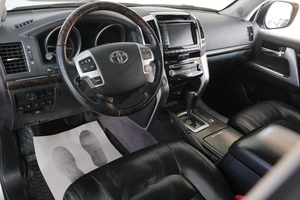Внедорожник Toyota Land Cruiser 2013 года, 5099000 рублей, Омск