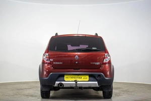 Хетчбэк Renault Sandero 2012 года, 719000 рублей, Оренбург