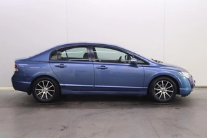 Седан Honda Civic 2008 года, 855000 рублей, Смоленск
