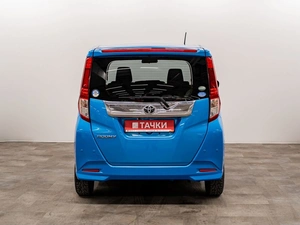 Минивэн Toyota Roomy 2019 года, 1075000 рублей, Красноярск