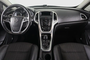 Хетчбэк Opel Astra GTC 2012 года, 689000 рублей, Пермь