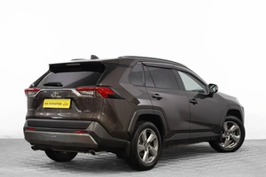 Внедорожник Toyota RAV4 2021 года, 3599000 рублей, Барнаул