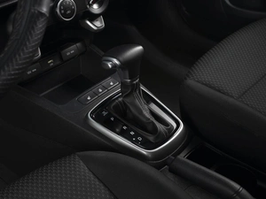 Хетчбэк Kia Rio X 2020 года, 1630000 рублей, Омск