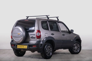 Внедорожник Chevrolet Niva 2012 года, 549000 рублей, Томск