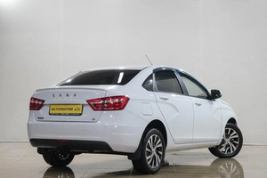Седан ВАЗ (LADA) Vesta 2017 года, 879000 рублей, Новокузнецк