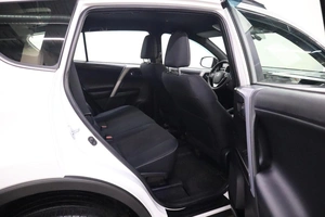 Внедорожник Toyota RAV4 2018 года, 2620000 рублей, Брянск