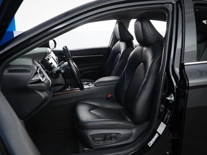 Седан Toyota Camry 2020 года, 2599055 рублей, Москва
