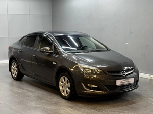 Седан Opel Astra 2013 года, 647000 рублей, Красноярск