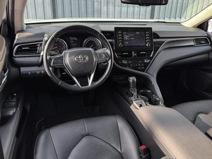 Седан Toyota Camry 2021 года, 2890000 рублей, Волгоград