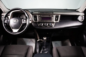 Внедорожник Toyota RAV4 2013 года, 1699000 рублей, Сургут