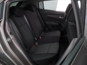 Хетчбэк Kia Rio X-Line 2018 года, 1599000 рублей, Воронеж