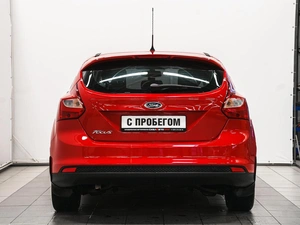 Хетчбэк Ford Focus 2012 года, 679000 рублей, Красноярск