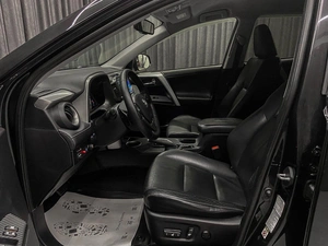 Внедорожник Toyota RAV4 2014 года, 1549000 рублей, Красноярск