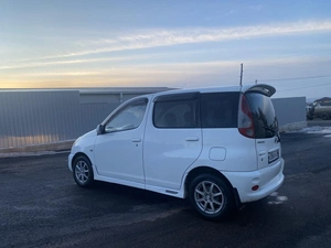 Минивэн Toyota Funcargo 2001 года, 427000 рублей, Красноярск