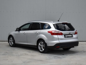 Универсал Ford Focus 2013 года, 895000 рублей, Краснодар