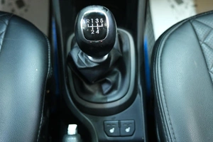 Хетчбэк Kia Rio 2013 года, 619000 рублей, Омск
