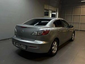 Седан Mazda 3 2012 года, 927000 рублей, Красноярск