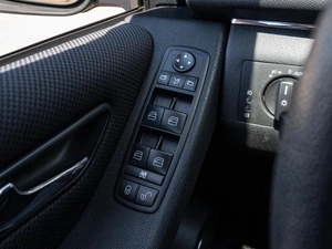 Хетчбэк Mercedes-benz B-класс 2011 года, 890000 рублей, Краснодар