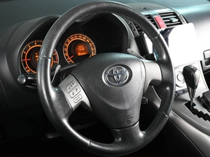 Хетчбэк Toyota Auris 2008 года, 790000 рублей, Аксай
