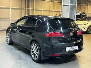 Хетчбэк SEAT Leon 2008 года, 657000 рублей, Красноярск
