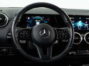Хетчбэк Mercedes-benz B-класс 2020 года, 2185055 рублей, Москва
