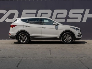 Внедорожник Hyundai Santa Fe 2017 года, 2247000 рублей, Краснодар