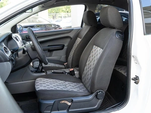 Хетчбэк Ford Focus 2008 года, 379000 рублей, Волгоград