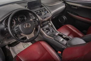 Внедорожник Lexus NX 2019 года, 3909000 рублей, Томск