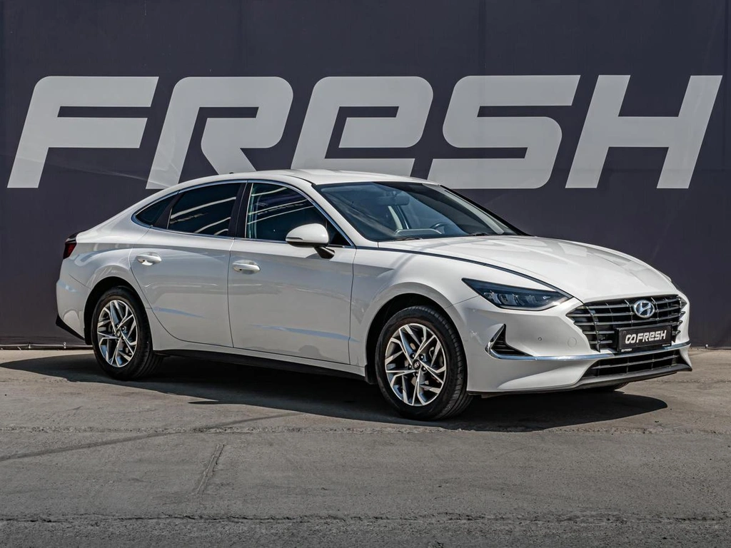 Седан Hyundai Sonata 2020 года, 2190000 рублей, Краснодар