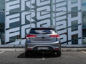 Хетчбэк Kia Rio 2016 года, 940000 рублей, Краснодар