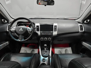 Внедорожник Mitsubishi Outlander 2008 года, 945000 рублей, Красноярск